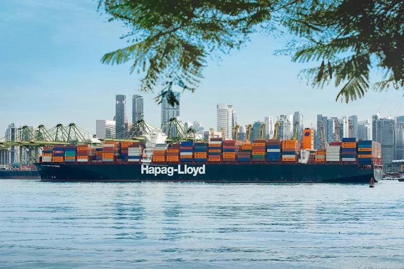 Hapag-Lloyd leases more boxes