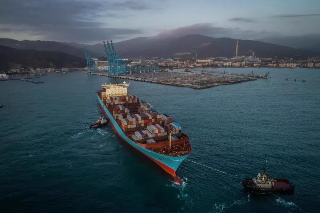 China's export growth turned from negative to positive in April